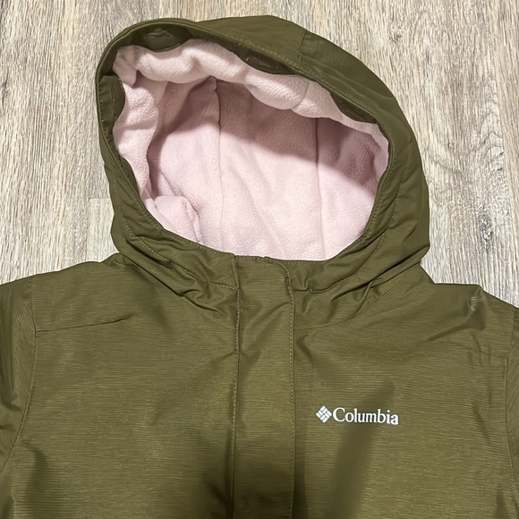 Columbia Omni-Tech Winter Coat - Picture 2 of 13